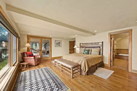 Bedroom - 13471 Albright Ln, Bigfork, MT 59911 photo 4 of 6