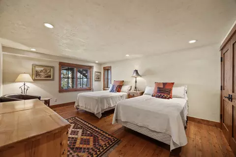 Bedroom - 13471 Albright Ln, Bigfork, MT 59911 photo 5 of 6