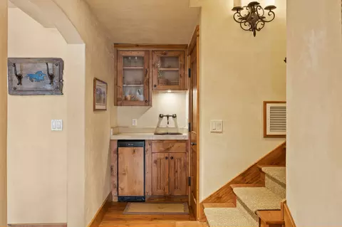 Entry Way - 13471 Albright Ln, Bigfork, MT 59911 photo 4 of 6