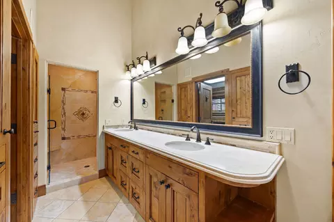 Bath - 13471 Albright Ln, Bigfork, MT 59911 photo 2 of 10