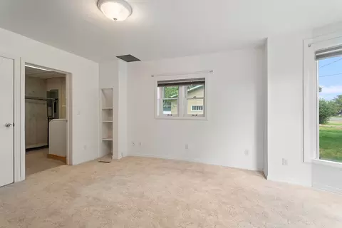 Bedroom - 317 S Cleveland St, Boulder, MT 59632 photo 4 of 6