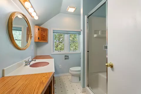 Bath - 317 S Cleveland St, Boulder, MT 59632 photo 3 of 3