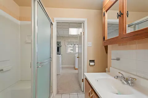 Bath - 317 S Cleveland St, Boulder, MT 59632 photo 1 of 3