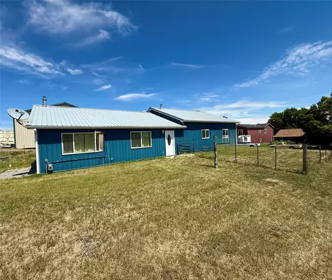 317 3rd St S, Cascade, MT 59421 photo 2