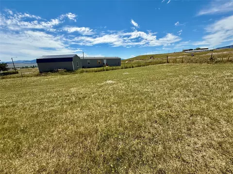 317 3rd St S, Cascade, MT 59421 photo 3
