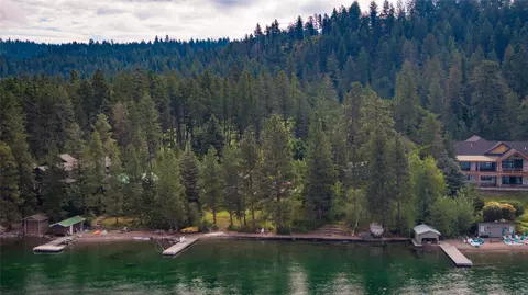 View/Area - 338 Flathead Lodge Rd, Bigfork, MT 59911 photo 9 of 11