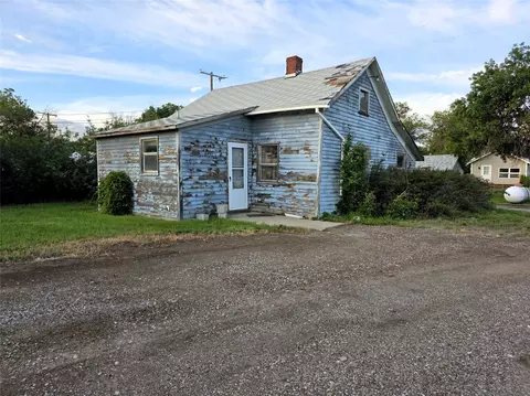 Exterior - 105 2nd Ave NW, Dutton, MT 59433 photo 8 of 13
