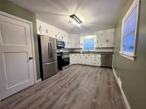 Kitchen - 105 2nd Ave NW, Dutton, MT 59433 photo 4 of 4