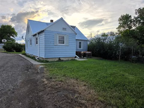 Exterior - 105 2nd Ave NW, Dutton, MT 59433 photo 9 of 13