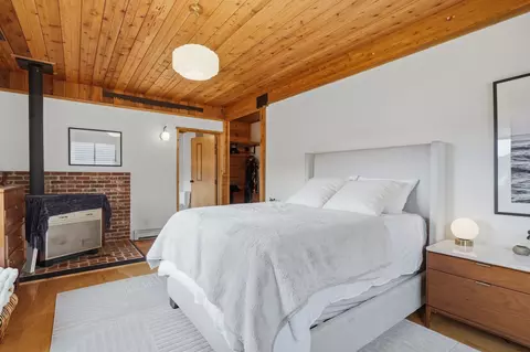 Bedroom - 217 Lower Rainbow Rd, Bozeman, MT 59718 photo 2 of 7