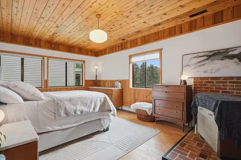 Bedroom - 217 Lower Rainbow Rd, Bozeman, MT 59718 photo 1 of 7