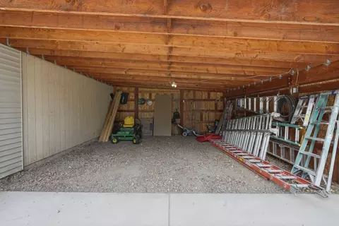 Exterior - 217 Lower Rainbow Rd, Bozeman, MT 59718 photo 10 of 19