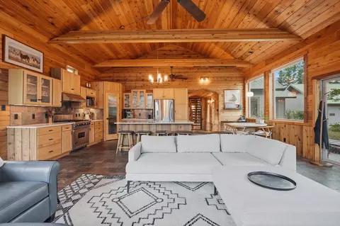 Living - 217 Lower Rainbow Rd, Bozeman, MT 59718 photo 5 of 10