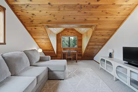 Living - 217 Lower Rainbow Rd, Bozeman, MT 59718 photo 10 of 10