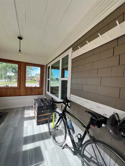 Exterior - 724 4th St, Valier, MT 59486 photo 6 of 17