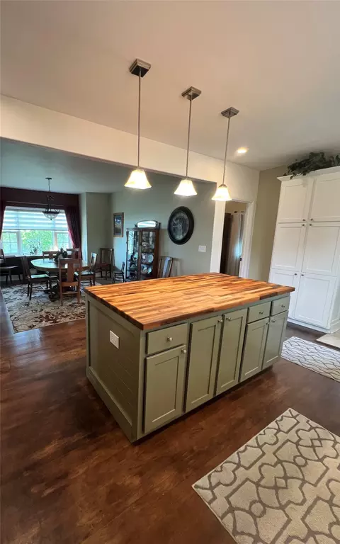 Kitchen - 724 4th St, Valier, MT 59486 photo 6 of 8
