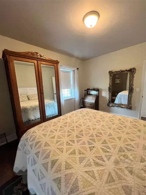 Bedroom - 724 4th St, Valier, MT 59486 photo 1 of 8