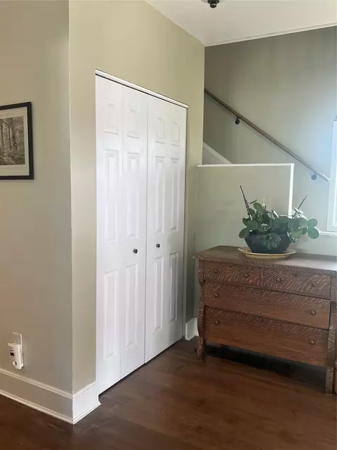 Entry Way - 724 4th St, Valier, MT 59486 photo 2 of 6