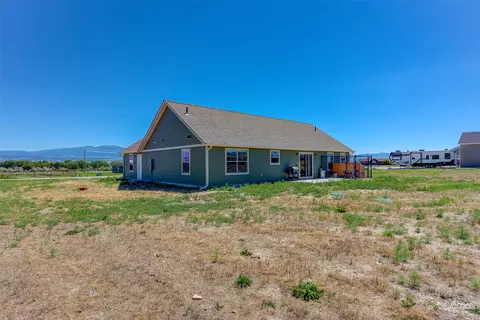 Exterior - 11 Ashley Dr, Townsend, MT 59644 photo 6 of 11
