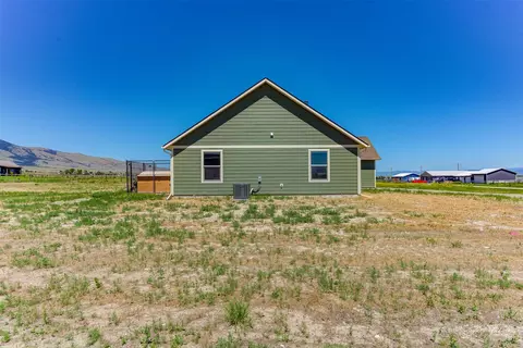 Exterior - 11 Ashley Dr, Townsend, MT 59644 photo 9 of 11