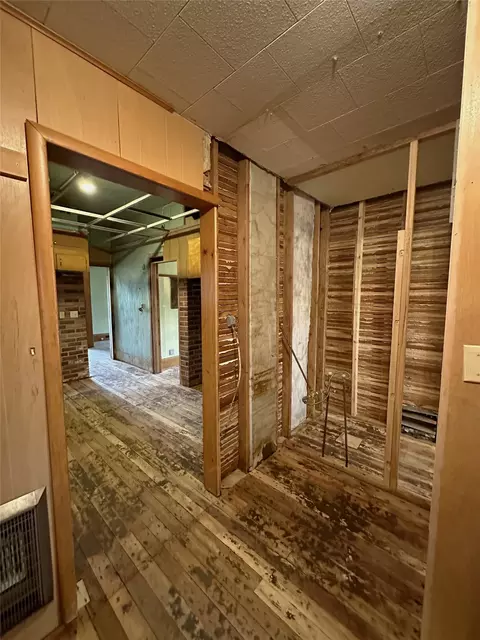 Entry Way - 509 1st Ave E, Eureka, MT 59917 photo 5 of 12