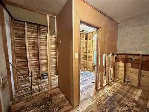 Entry Way - 509 1st Ave E, Eureka, MT 59917 photo 3 of 12