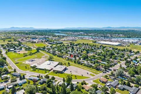 View/Area - 625 Riverview Dr E, Great Falls, MT 59404 photo 3 of 5