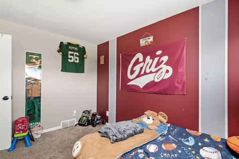 Bedroom - 625 Riverview Dr E, Great Falls, MT 59404 photo 7 of 10