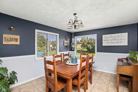 Dining - 625 Riverview Dr E, Great Falls, MT 59404 photo 1 of 2