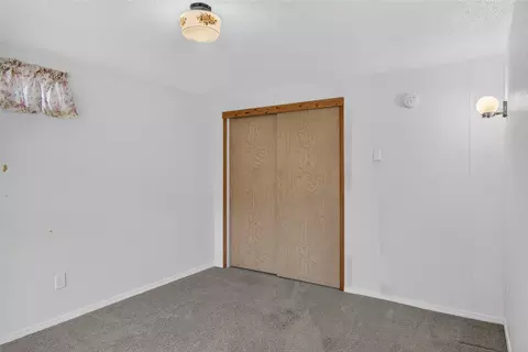 Bedroom - 421 Warren Rd, Libby, MT 59923 photo 3 of 5