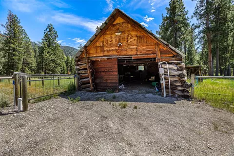 Exterior - 9786 W Fork Rd, Darby, MT 59829 photo 10 of 13