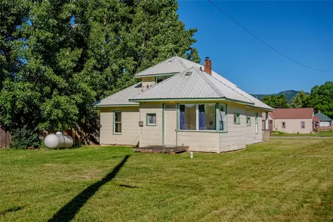 Exterior - 322 Nevada Ave, Libby, MT 59923 photo 2 of 11