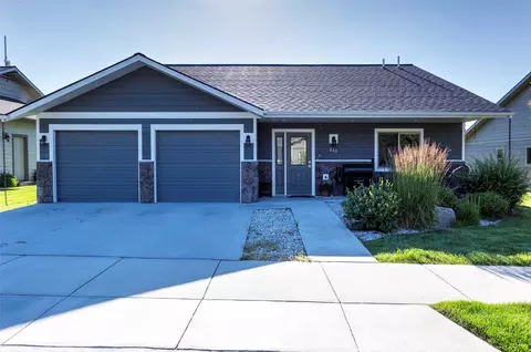 248 Village Pkwy, Stevensville, MT 59870