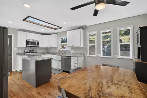 Kitchen - 14 Evening Star Dr, Clancy, MT 59634 photo 2 of 3