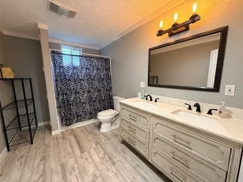 Bath - 8 Charles Hill Rd, Plains, MT 59859 photo 2 of 3