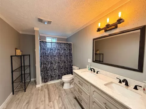 Bath - 8 Charles Hill Rd, Plains, MT 59859 photo 1 of 3