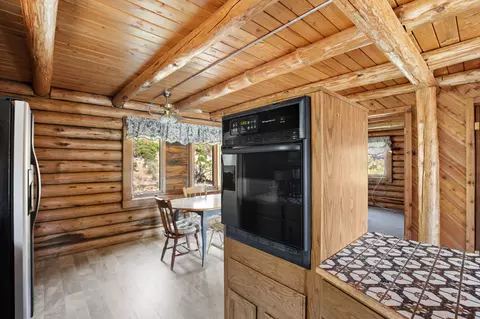 Kitchen - 47 Scenic Valley Ln, Cascade, MT 59421 photo 4 of 5