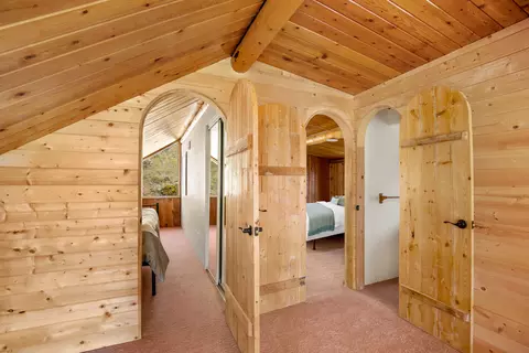Entry Way - 47 Scenic Valley Ln, Cascade, MT 59421 photo 2 of 2