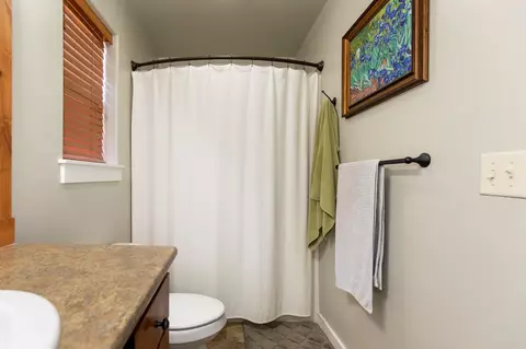 Bath - 120 Tailfeather Ln #C, Bozeman, MT 59718 photo 6 of 6