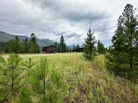 Exterior - 889 Riverbend Rd, Superior, MT 59872 photo 3 of 16