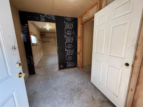 Entry Way - 6 Meadowlark Sq, Cascade, MT 59421 photo 2 of 2