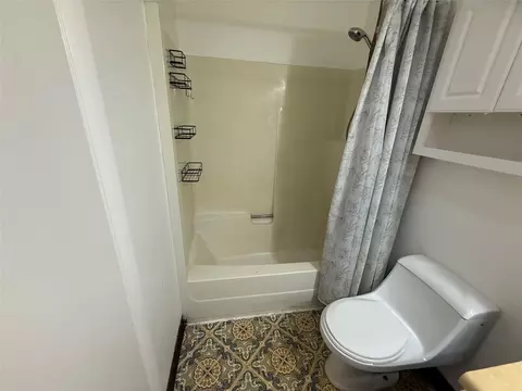 Bath - 6 Meadowlark Sq, Cascade, MT 59421 photo 2 of 2