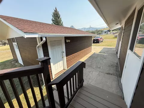 Exterior - 6 Meadowlark Sq, Cascade, MT 59421 photo 4 of 5