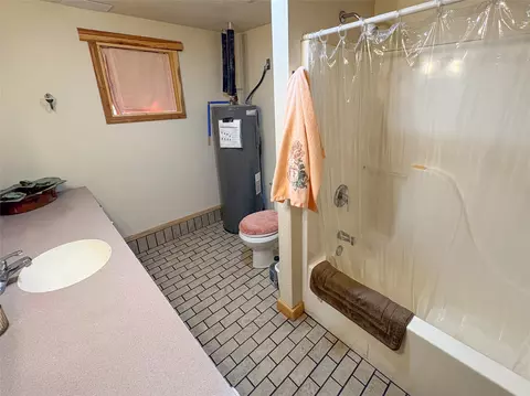 Bath - 673 Elijah Dr, Libby, MT 59923 photo 5 of 6