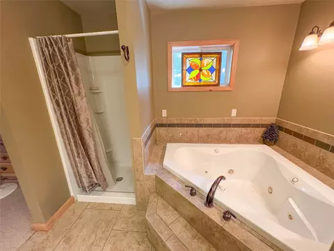 Bath - 673 Elijah Dr, Libby, MT 59923 photo 2 of 6