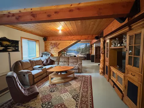 Living - 1136 E Glendale St, Dillon, MT 59725 photo 1 of 2