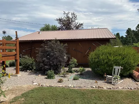 Exterior - 1136 E Glendale St, Dillon, MT 59725 photo 10 of 21