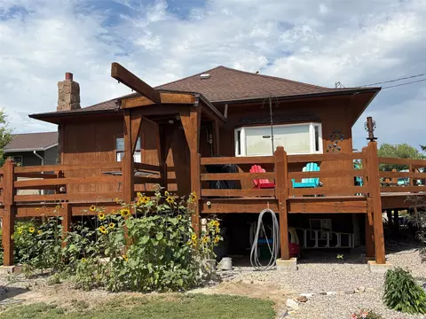 Exterior - 1136 E Glendale St, Dillon, MT 59725 photo 9 of 21