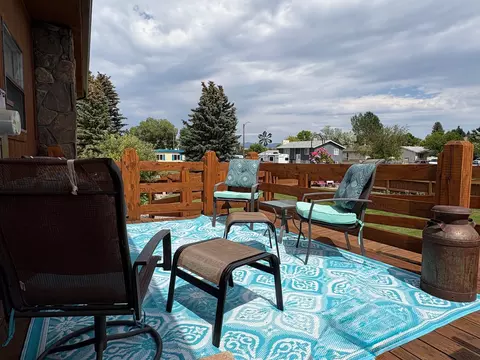 Exterior - 1136 E Glendale St, Dillon, MT 59725 photo 3 of 21