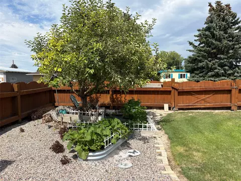 Exterior - 1136 E Glendale St, Dillon, MT 59725 photo 14 of 21